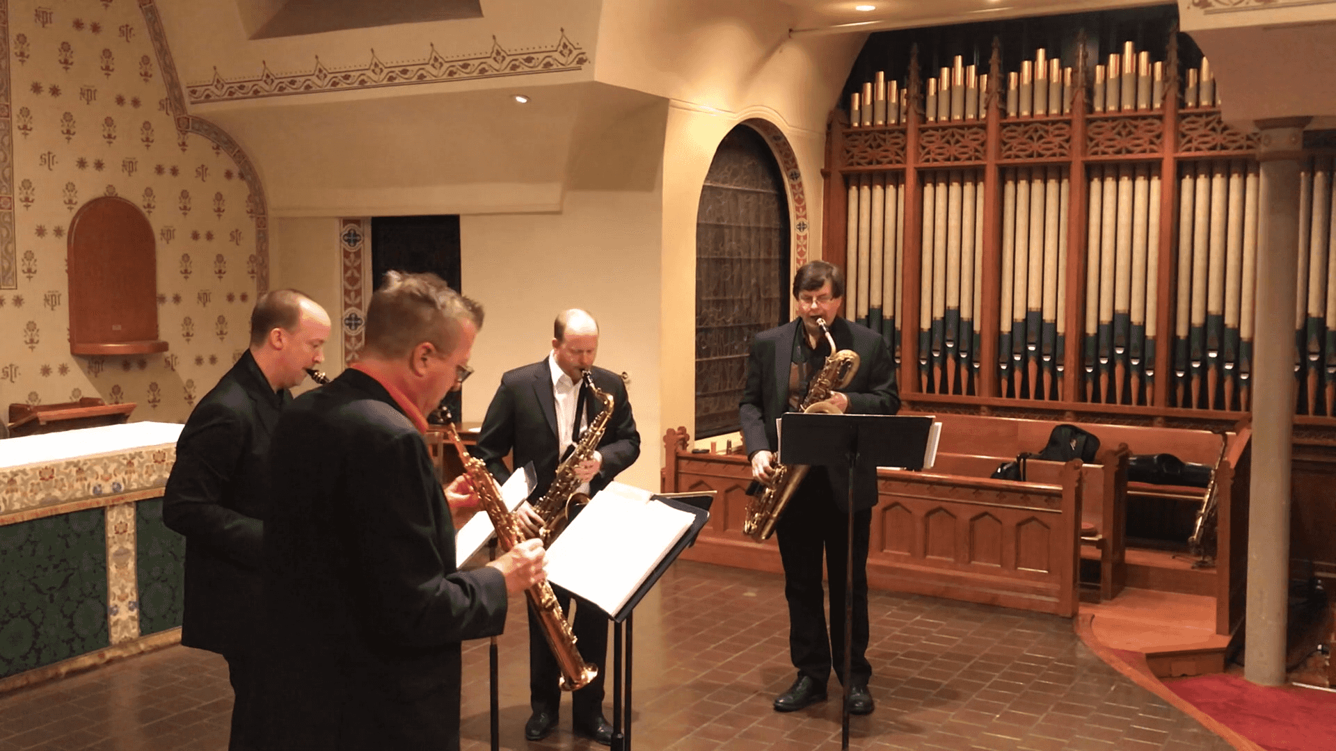 Steve playing saxophone with the NY Saxophone Quartet